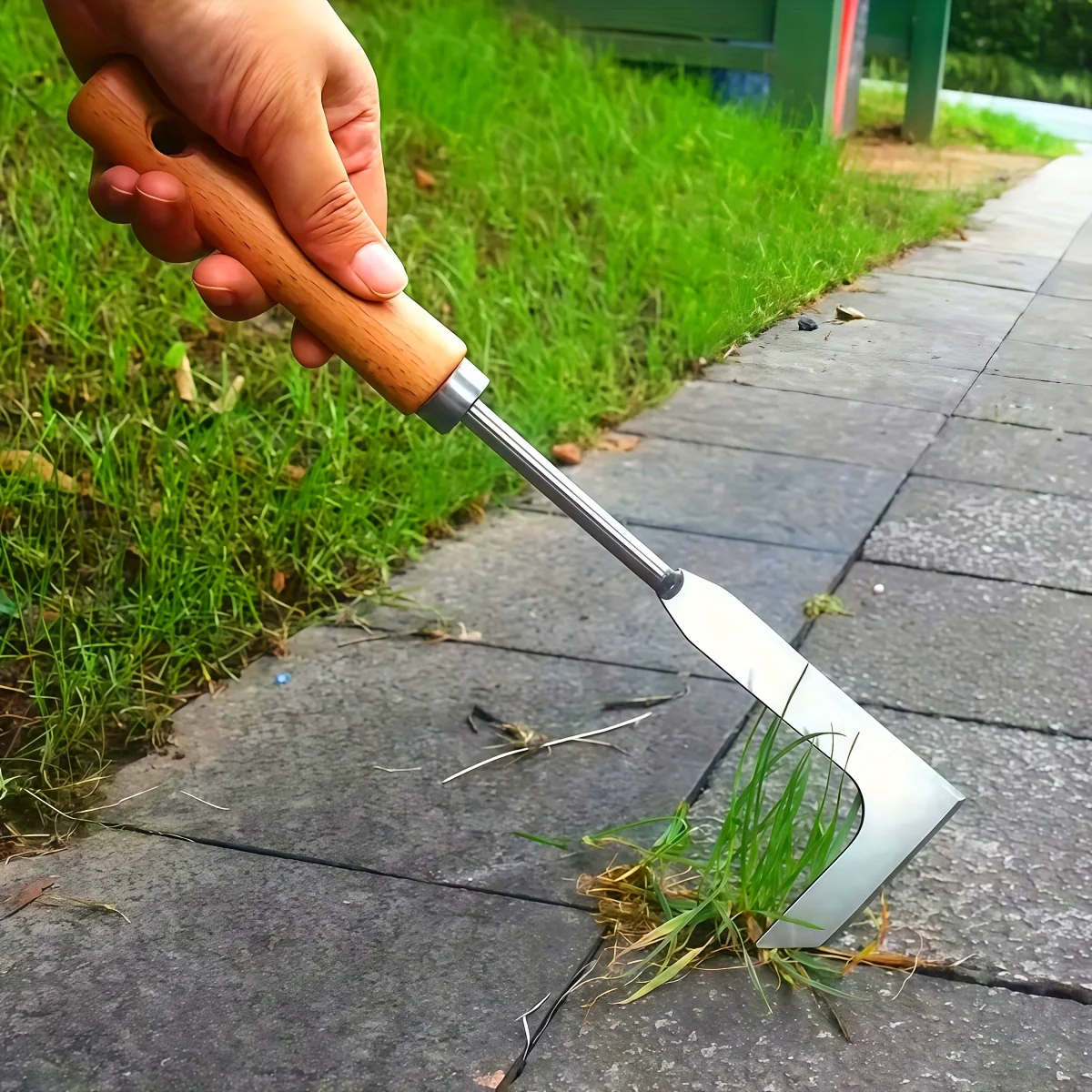 Heavy-Duty Weeding Tool Heavy-Duty 1pc Metal Crack Weeding Tool with Ergonomic Wooden Handle | Manual Grass Cutter for Roadside, Sidewalks & Driveways - Efficient Weed Removal in Tight Spaces, Weeder Trimmers